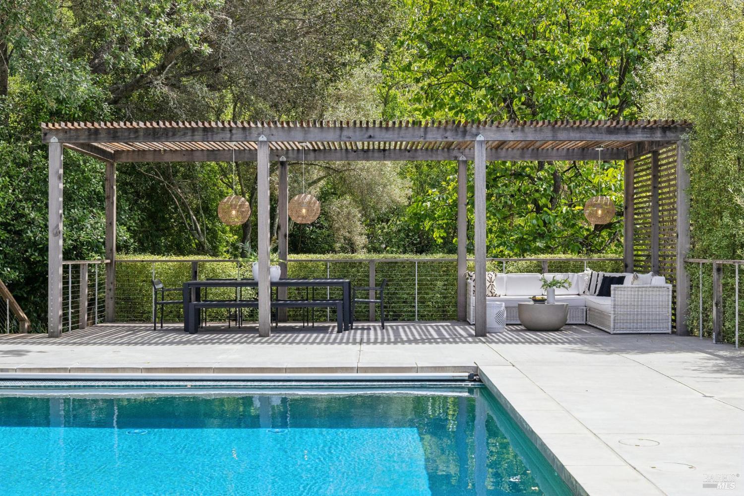 160 Deer Hollow Road San Anselmo, CA 94960 - Photo 3 of 84