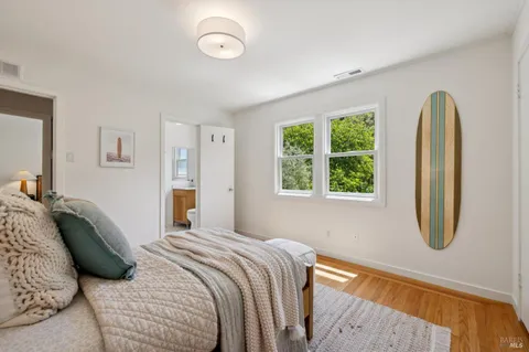$2,995,000 | 160 Deer Hollow Road, San Anselmo, CA 94960
