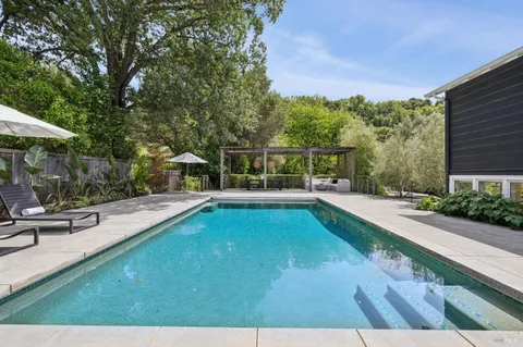 $2,995,000 | 160 Deer Hollow Road, San Anselmo, CA 94960