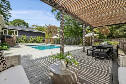 $2,995,000 | 160 Deer Hollow Road, San Anselmo, CA 94960