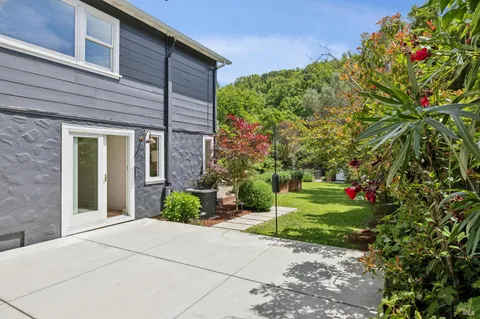 $2,995,000 | 160 Deer Hollow Road, San Anselmo, CA 94960