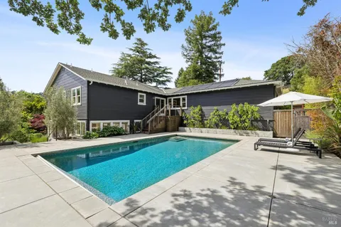 $2,995,000 | 160 Deer Hollow Road, San Anselmo, CA 94960