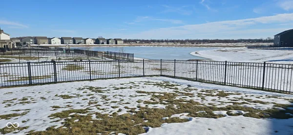 $2,900 | 2391 South Stonehill Way, New Palestine, IN 46163