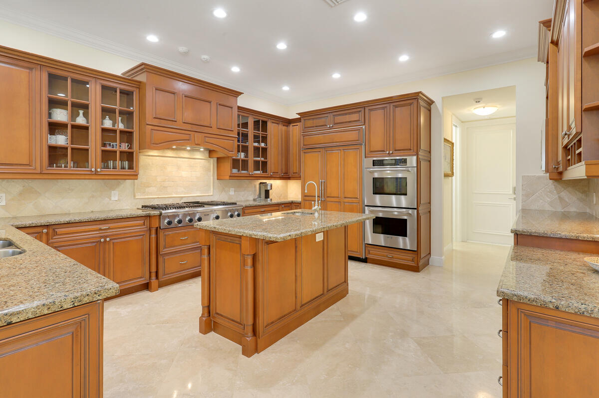 8050 Fairway Trail Boca Raton, FL 33487 - Photo 26 of 94 IMG_7077