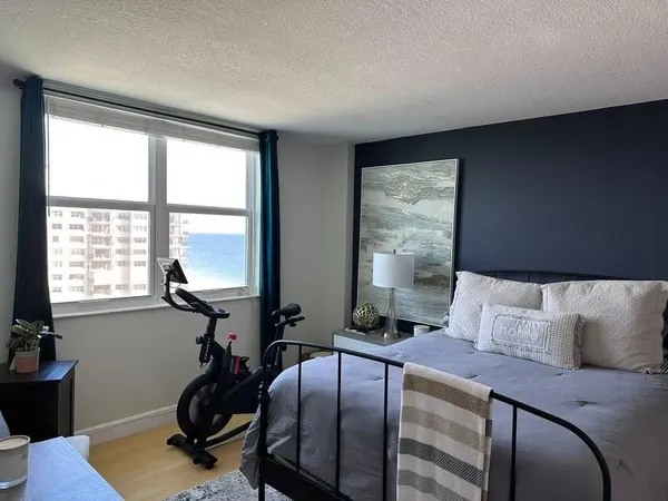 $2,200 | 1900 South Ocean Boulevard, Unit 14H, Pompano Beach, FL 33062