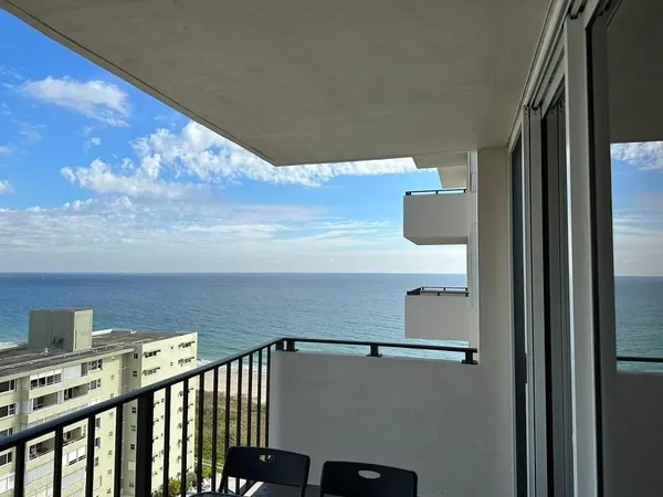 $2,200 | 1900 South Ocean Boulevard, Unit 14H, Pompano Beach, FL 33062