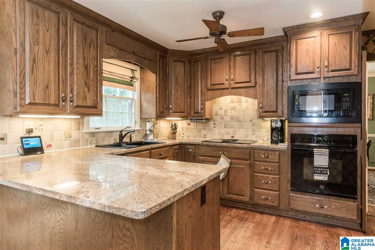 3709 Overbrook Circle Birmingham, AL 35213 - Photo 10 of 37