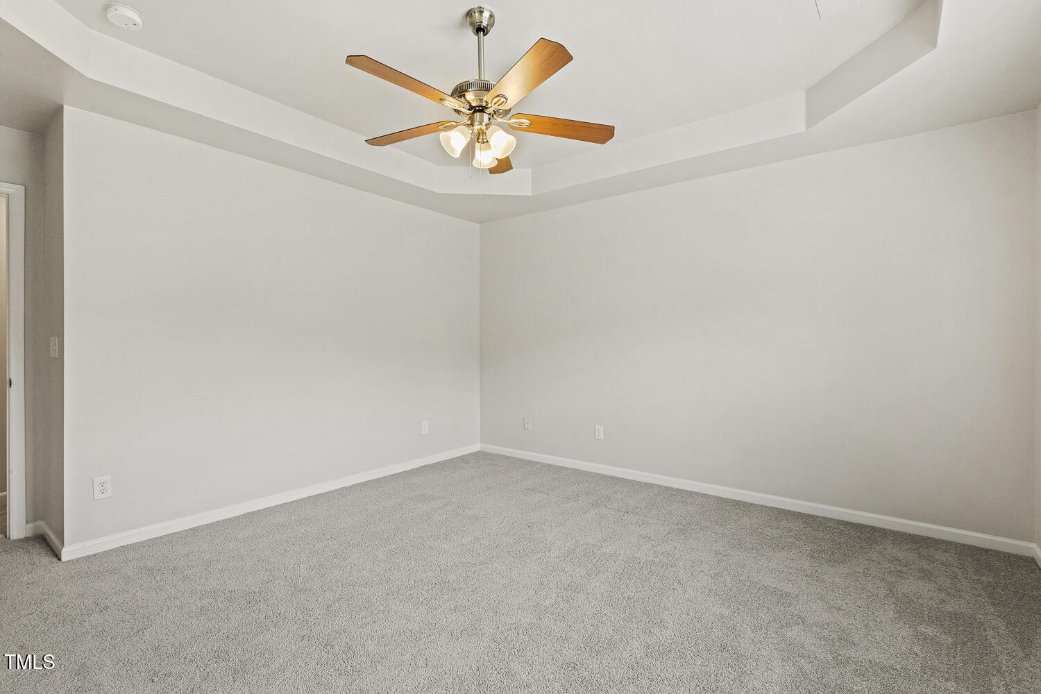 6604 Frogstool Lane Raleigh, NC 27610 - Photo 24 of 34 024