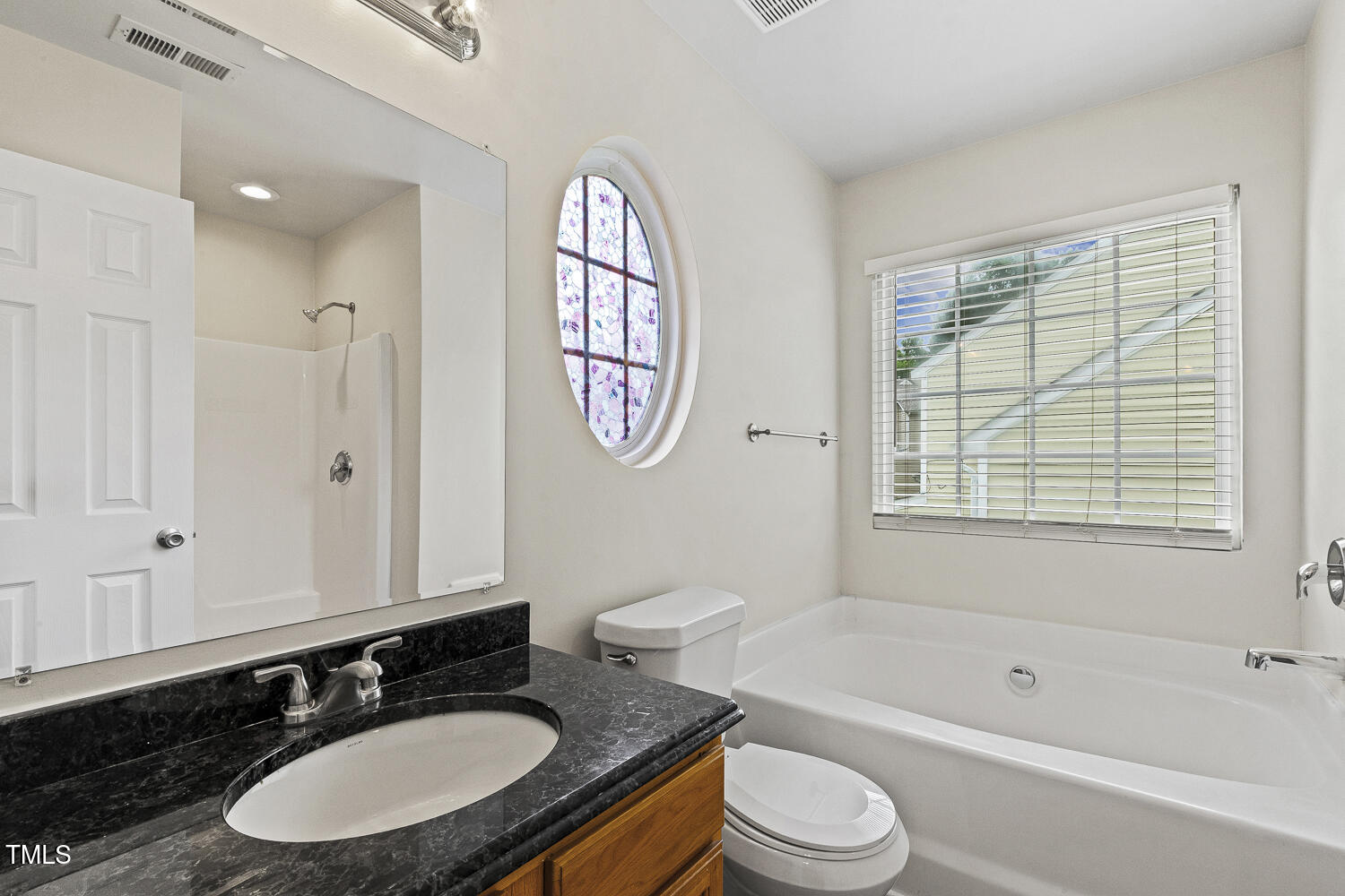 6604 Frogstool Lane Raleigh, NC 27610 - Photo 25 of 34 025