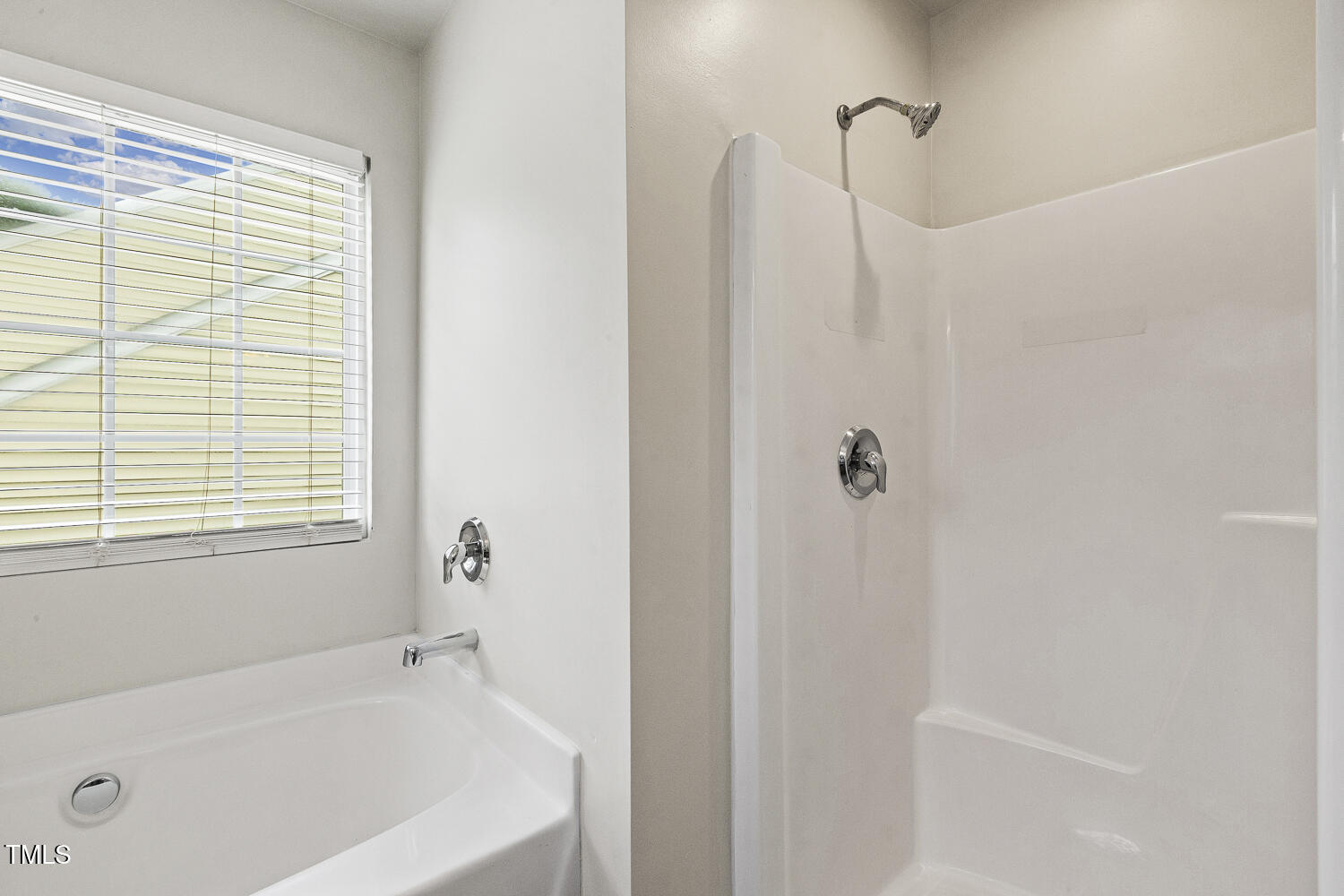 6604 Frogstool Lane Raleigh, NC 27610 - Photo 26 of 34 026