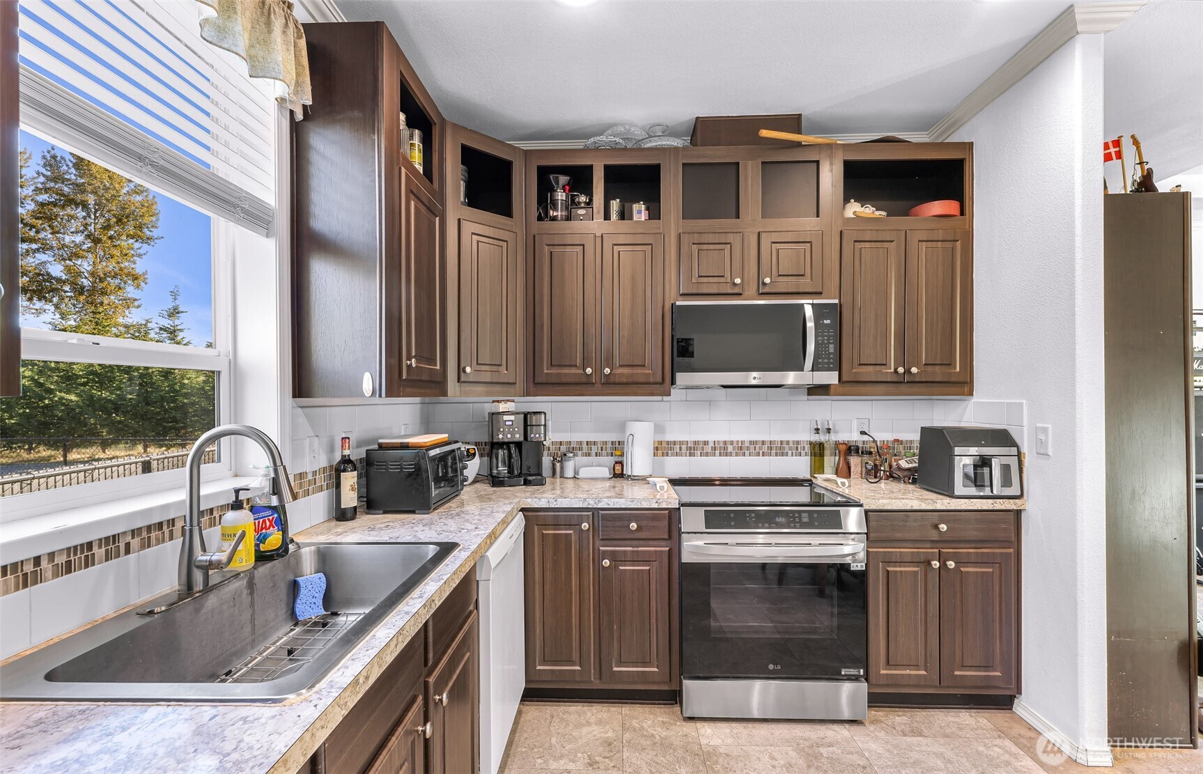 4230 Bay Road Blaine, WA 98230 - Photo 3 of 25