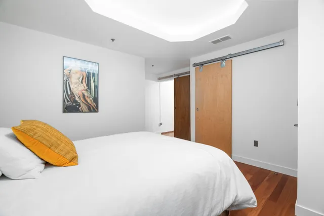 $1,395,000 | 322 East Liberty Street, Unit 16 & 17, Ann Arbor, MI 48104