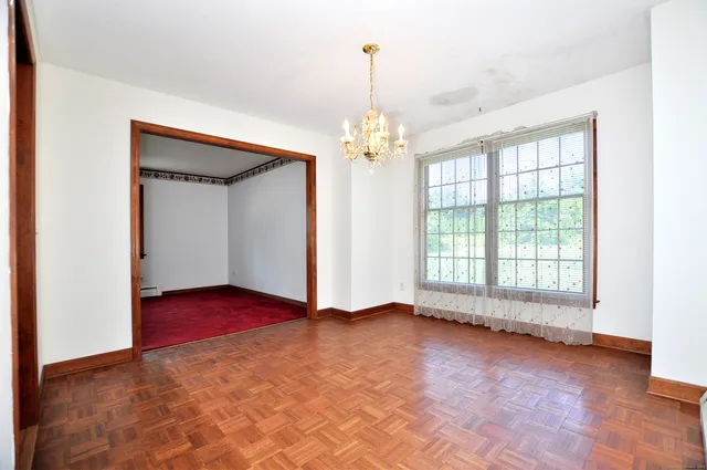 $475,000 | 324 Firetown Road, Simsbury, CT 06070