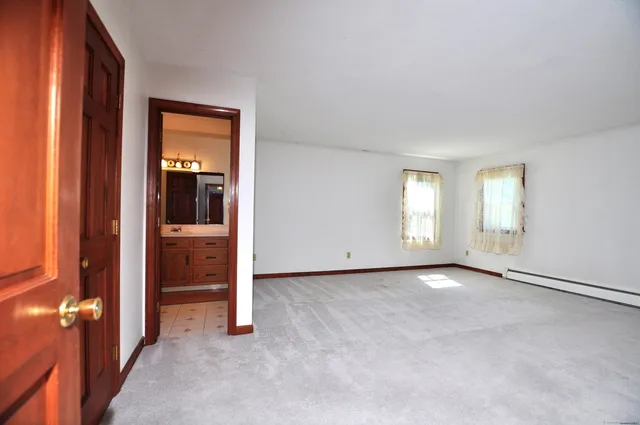 $475,000 | 324 Firetown Road, Simsbury, CT 06070