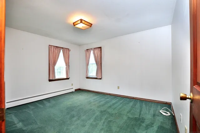 $475,000 | 324 Firetown Road, Simsbury, CT 06070