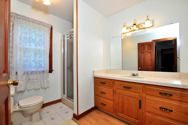 $475,000 | 324 Firetown Road, Simsbury, CT 06070