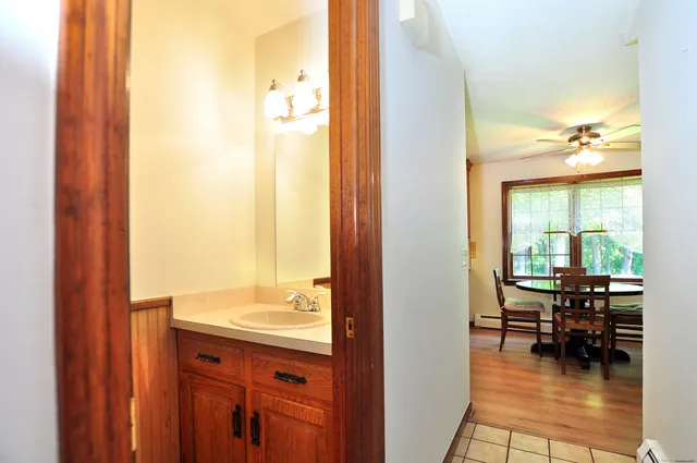 $475,000 | 324 Firetown Road, Simsbury, CT 06070