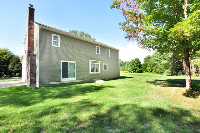 $475,000 | 324 Firetown Road, Simsbury, CT 06070