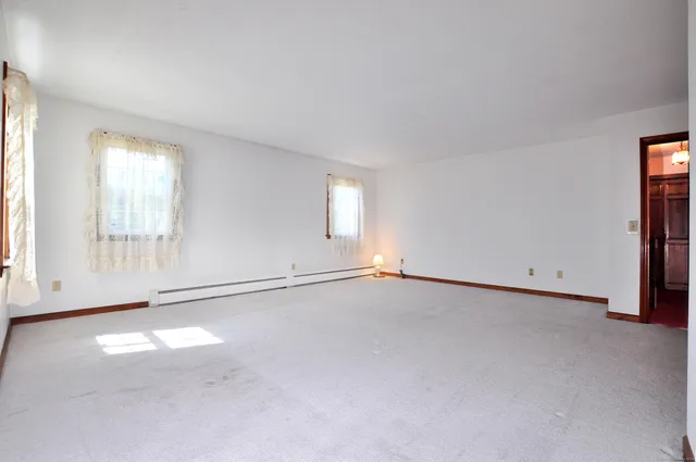 $475,000 | 324 Firetown Road, Simsbury, CT 06070