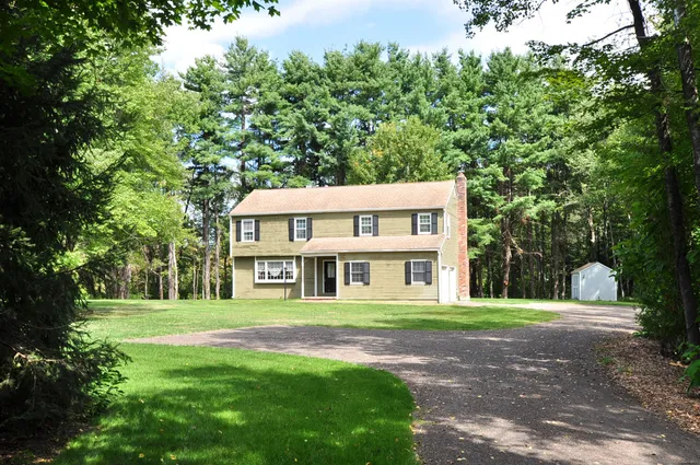 $475,000 | 324 Firetown Road, Simsbury, CT 06070