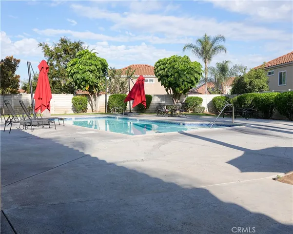 a house view with a outdoor space