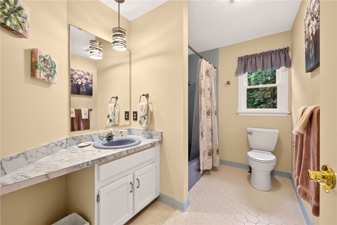 74 Falling Brook Road Perinton, NY 14450 - Photo 32 of 50