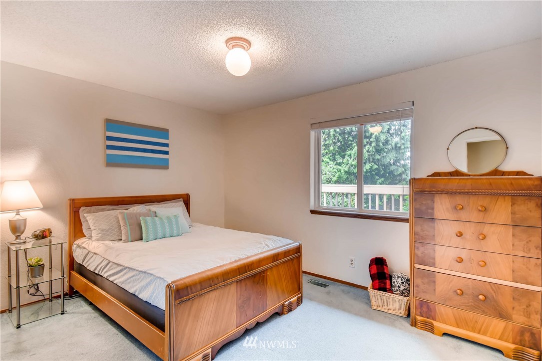 17830 29th Drive Southeast Bothell, WA 98012 - Photo 12 of 25