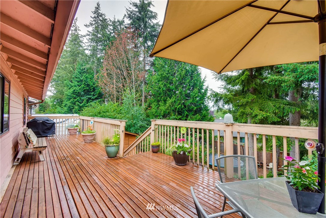 17830 29th Drive Southeast Bothell, WA 98012 - Photo 22 of 25