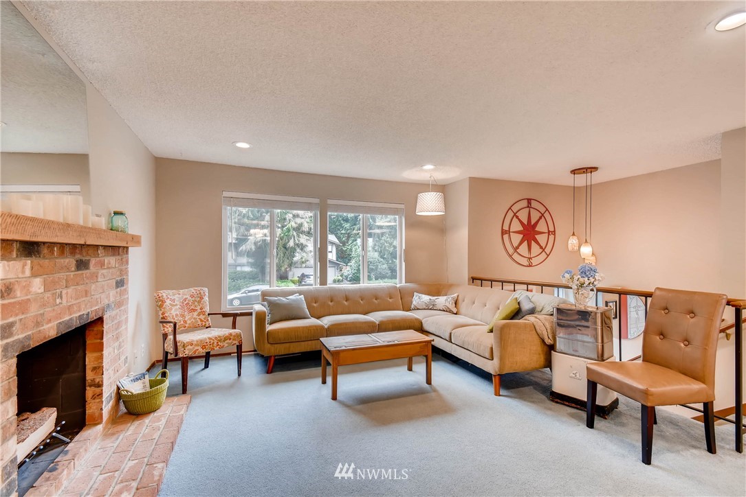 17830 29th Drive Southeast Bothell, WA 98012 - Photo 5 of 25