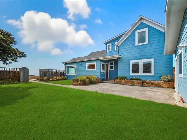 $1,200,000 | 183 Lighthouse Way, Crescent City, CA 95531