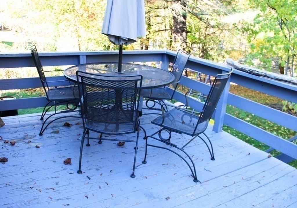64 High Street Gardner, MA 01440 - Photo 20 of 20 a view of a chairs and table in patio