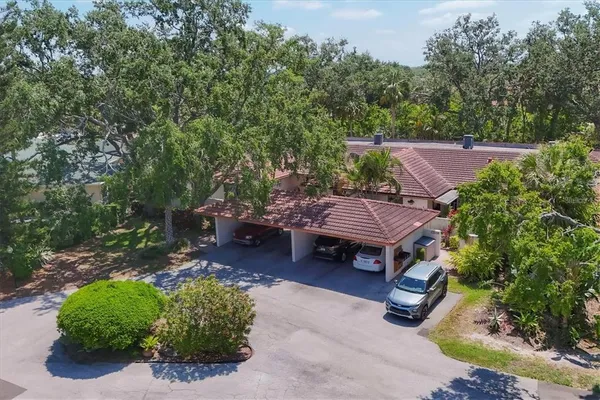 $2,200 | 6304 Pelican Drive, Bradenton, FL 34210