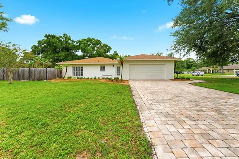 $499,000 | 7202 Spring Valley Drive, Tampa, FL 33615