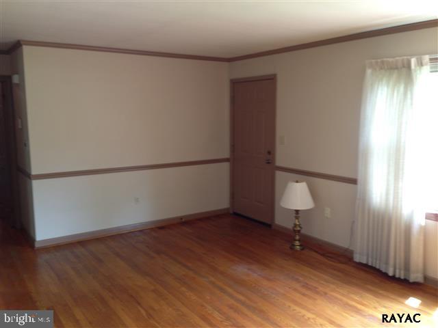 2627 Southern Hills Road York, PA 17403 - Photo 8 of 29 Gallery Image 8