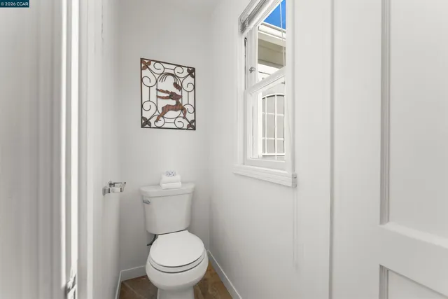 $895,000 | 5450 Ascot Drive, Oakland, CA 94611