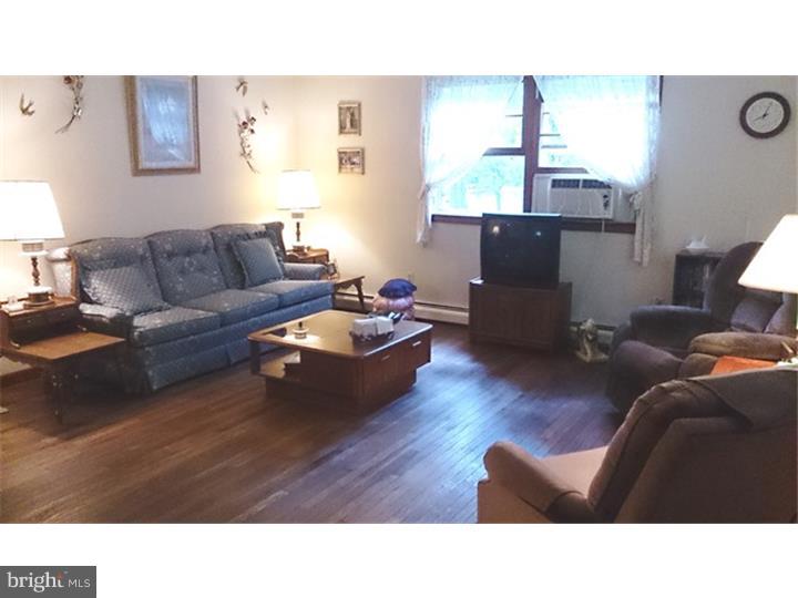 406 Sunset Road Burlington Township, NJ 08016 - Photo 2 of 24