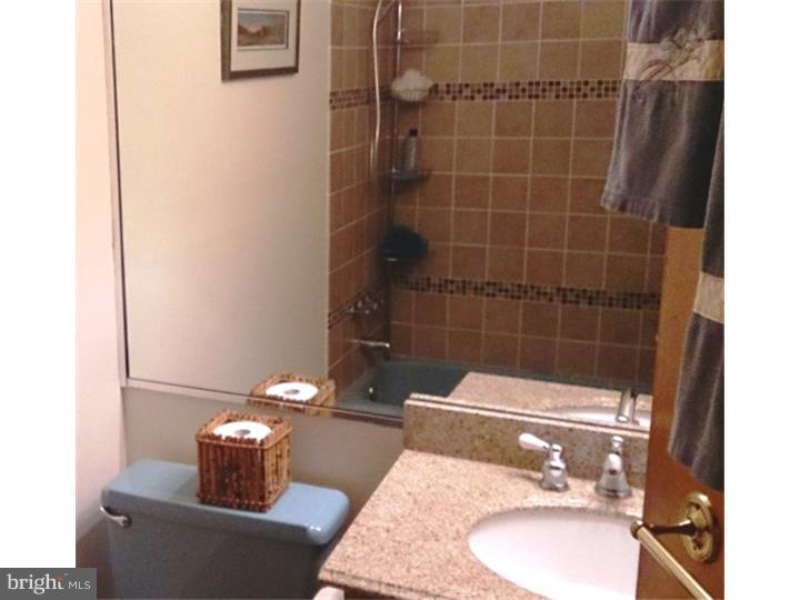 406 Sunset Road Burlington Township, NJ 08016 - Photo 16 of 24