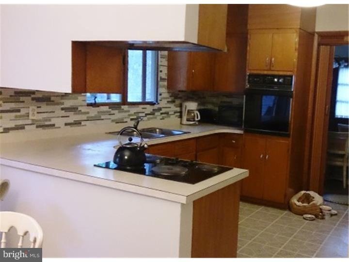 406 Sunset Road Burlington Township, NJ 08016 - Photo 4 of 24