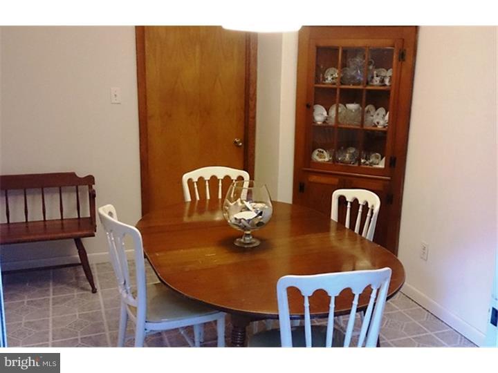 406 Sunset Road Burlington Township, NJ 08016 - Photo 7 of 24