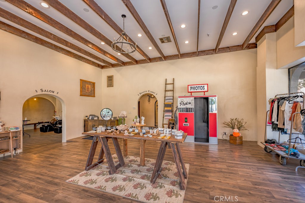 501 South Myrtle Avenue Monrovia, CA 91016 - Photo 8 of 20 a room with lots of gym equipment