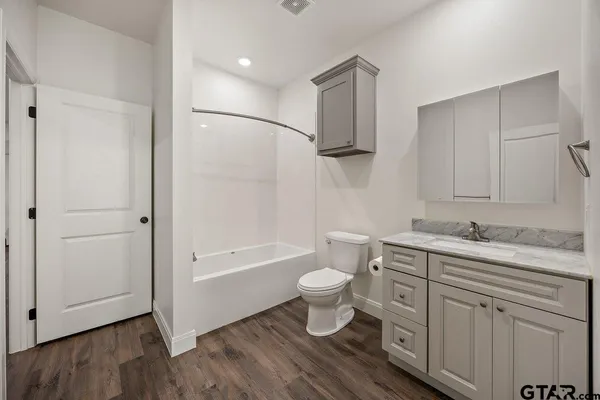 $1,395 | 18754 County Road 437, Lindale, TX 75771