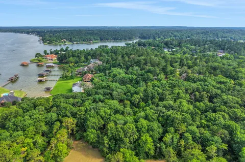 $1,695,000 | 231 Ridge Cove Lane, Coldspring, TX 77331