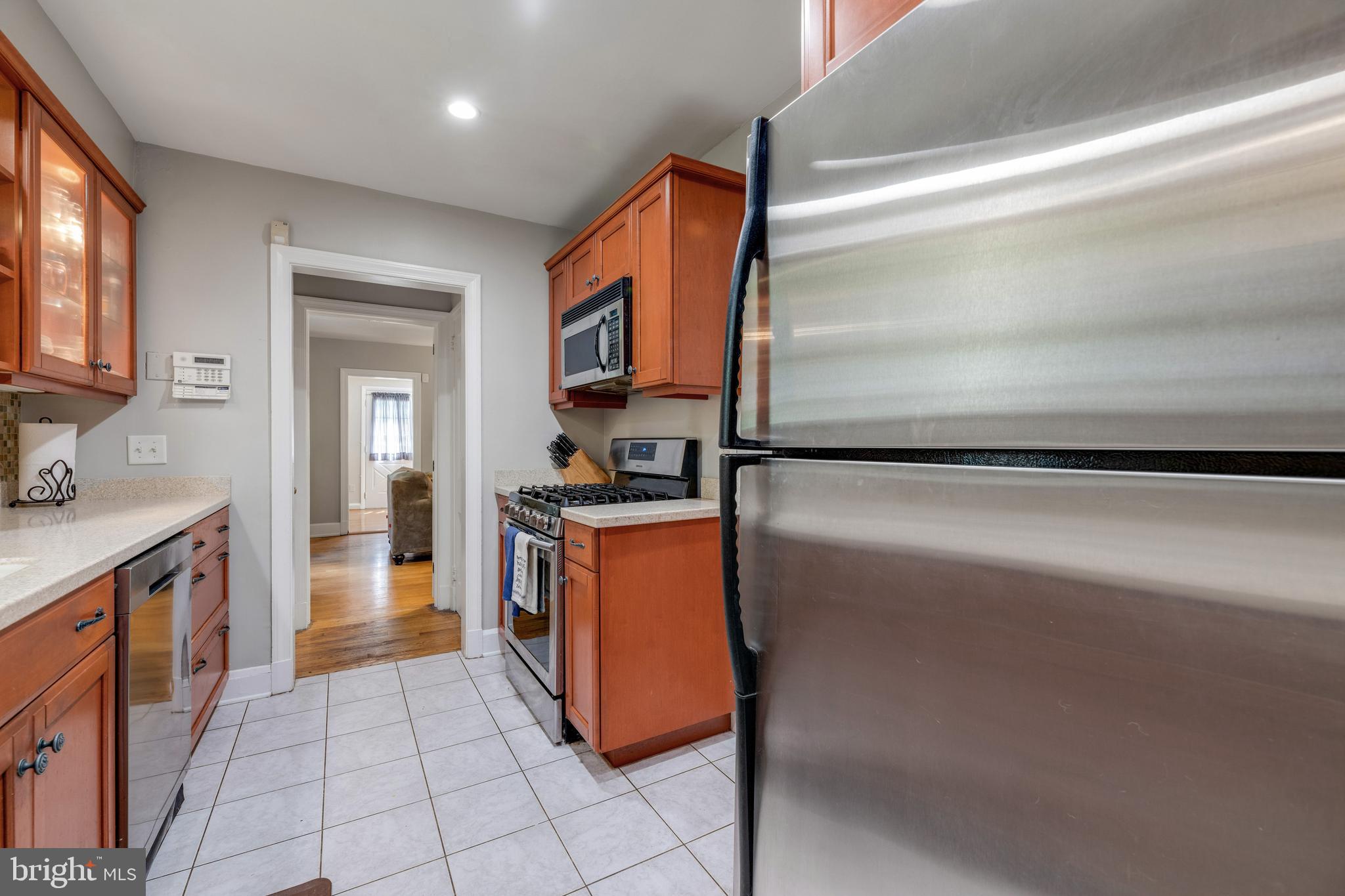 733 Brookwood Road Baltimore, MD 21229 - Photo 16 of 44