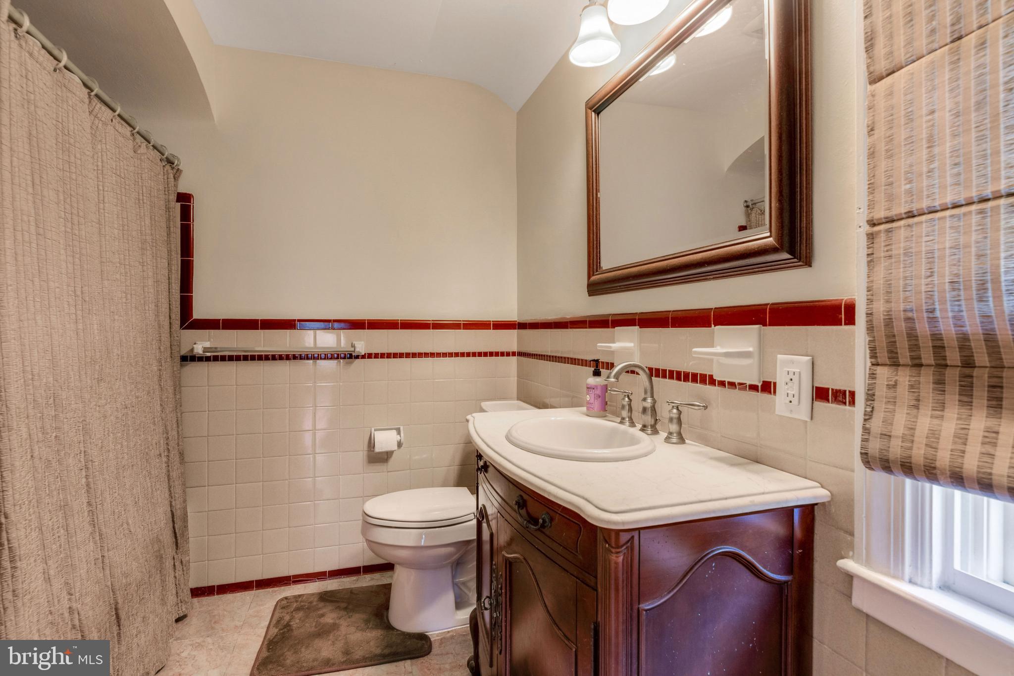 733 Brookwood Road Baltimore, MD 21229 - Photo 32 of 44