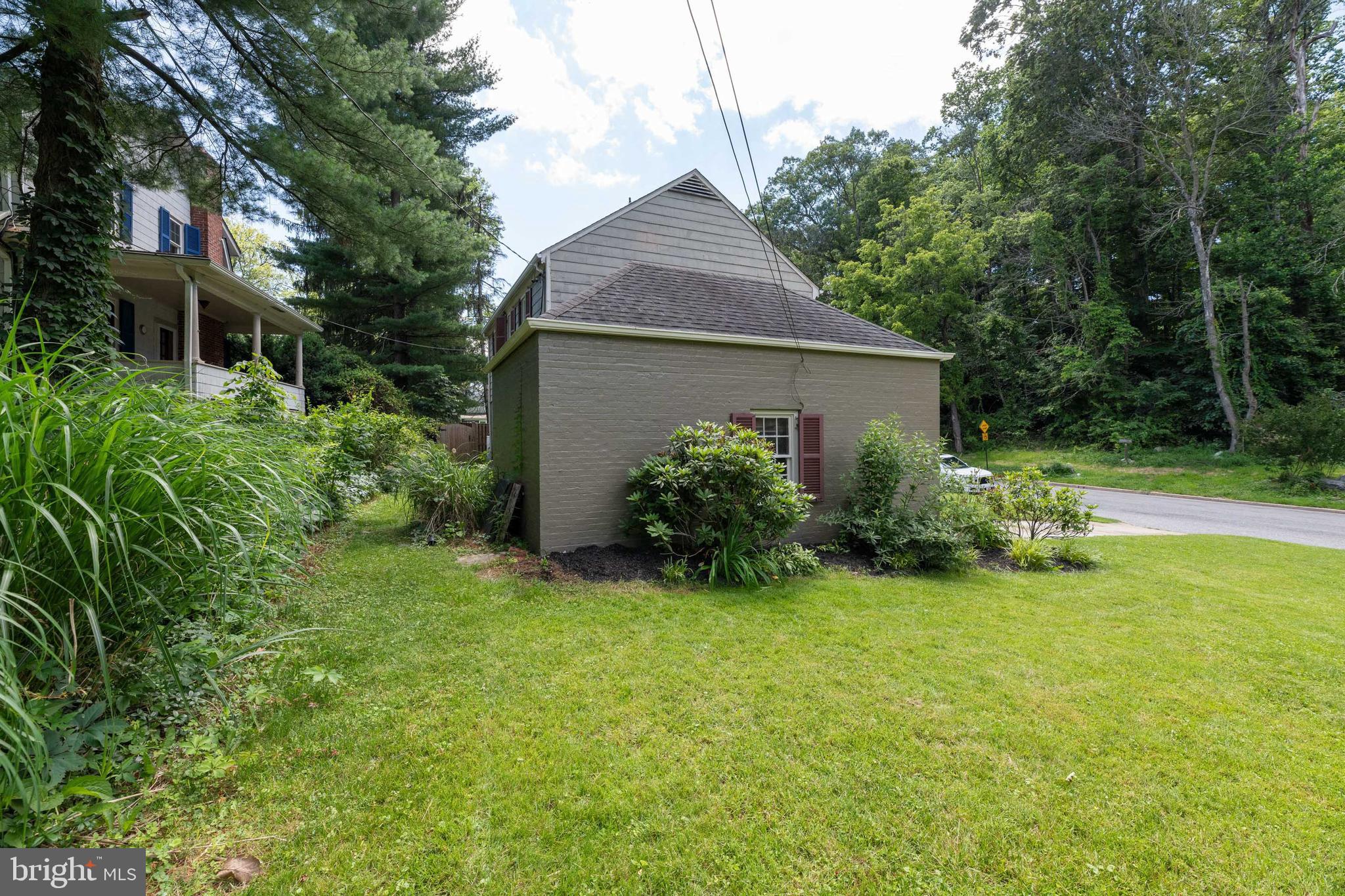 733 Brookwood Road Baltimore, MD 21229 - Photo 38 of 44