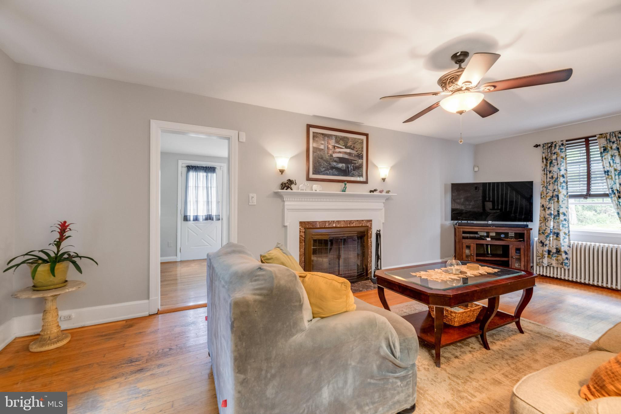 733 Brookwood Road Baltimore, MD 21229 - Photo 6 of 44