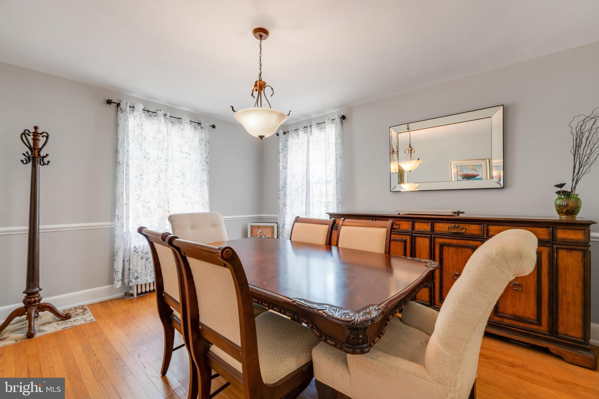 733 Brookwood Road Baltimore, MD 21229 - Photo 10 of 44