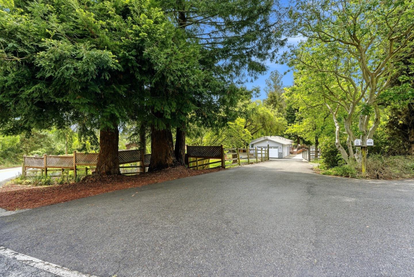 769 Calabasas Road Watsonville, CA 95076 - Photo 11 of 46