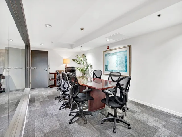 $1,100,000 | 1155 Brickell Bay Drive, Unit 3404, Miami, FL 33131