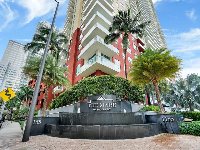 $1,100,000 | 1155 Brickell Bay Drive, Unit 3404, Miami, FL 33131
